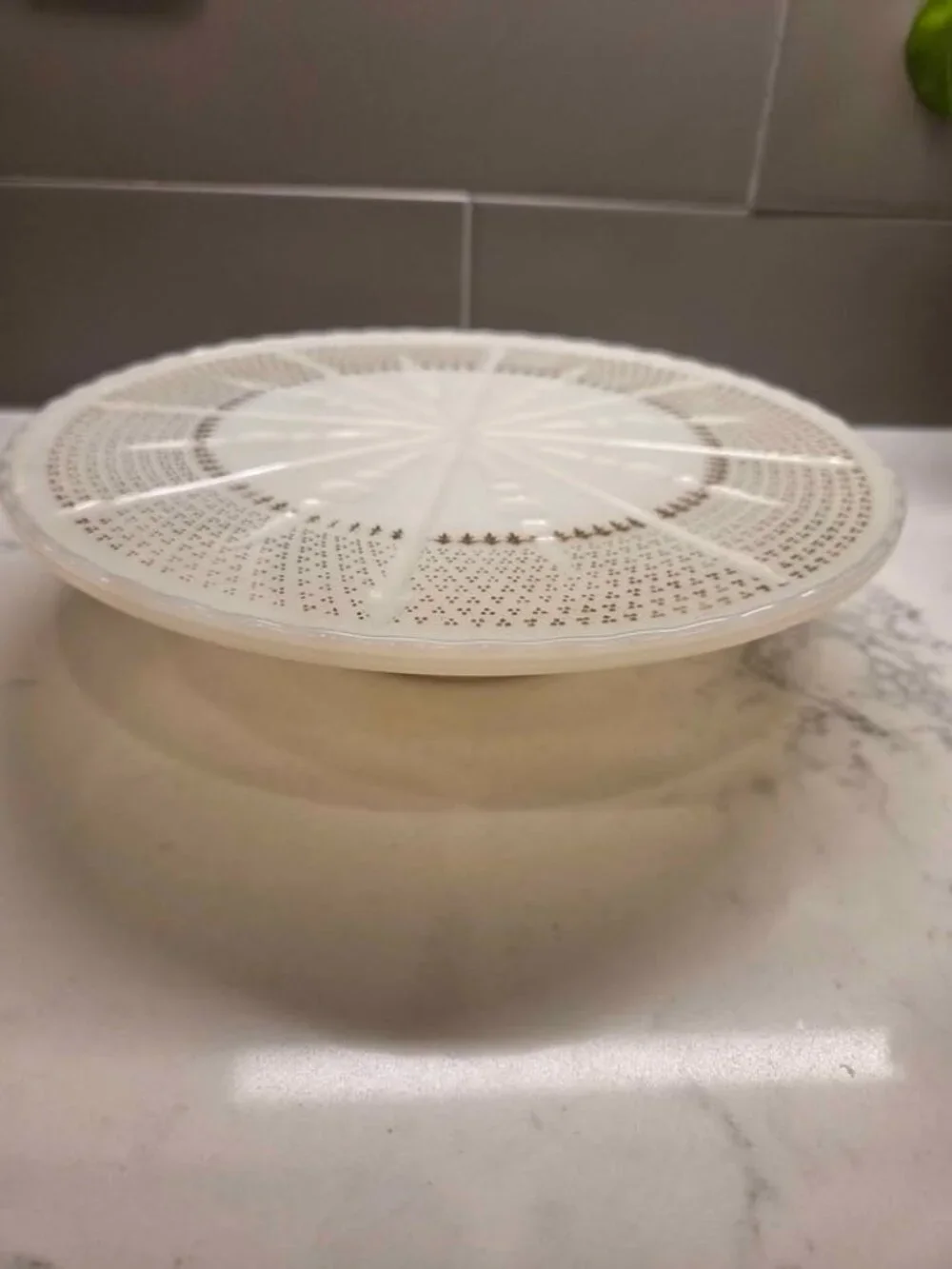 Vintage Anchor Hocking cake stand milk glass